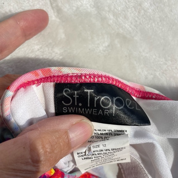 St.Topez size 12 swimsuit top - Picture 5 of 7